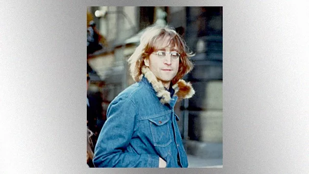 getty_johnlennon_120623689979