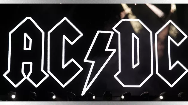 m_acdc_12172398679