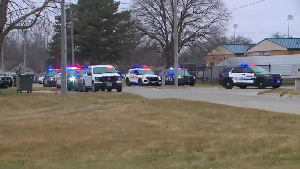 school-shooting-in-perry-iowa-6596ca2d0cedc613991