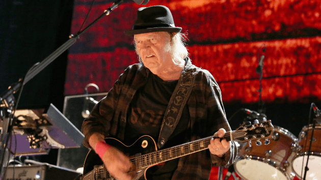 getty_neilyoung_011824220939