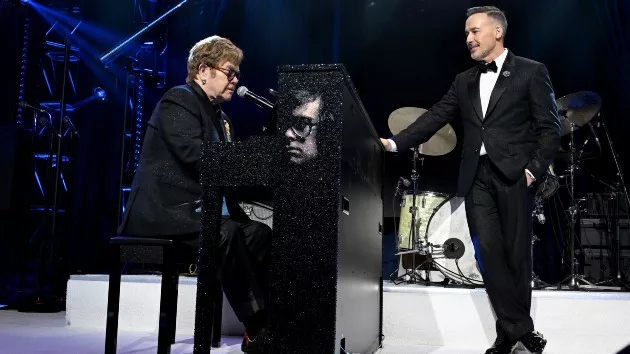 getty_eltonjohnanddavidfurnish_031224973895