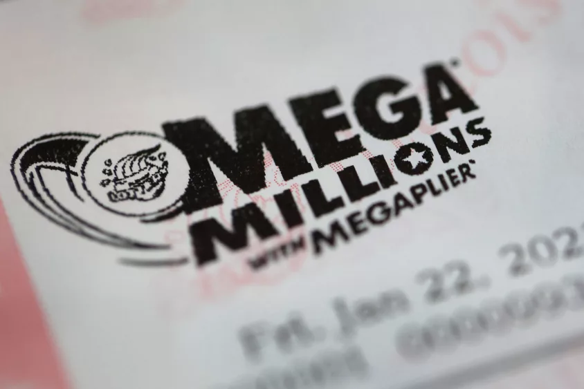 mega-millions-lottery-1633274324116074