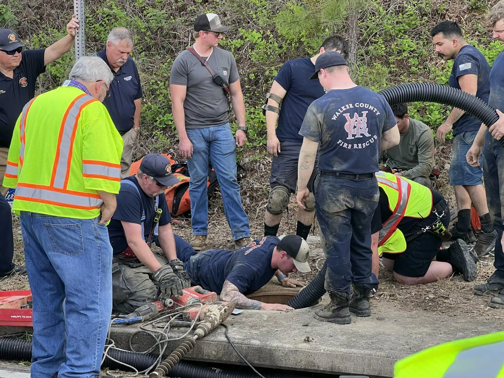 man-stuck-in-storm-drain-661fedacc6794419083