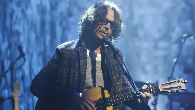 m_chriscornell_051724114397