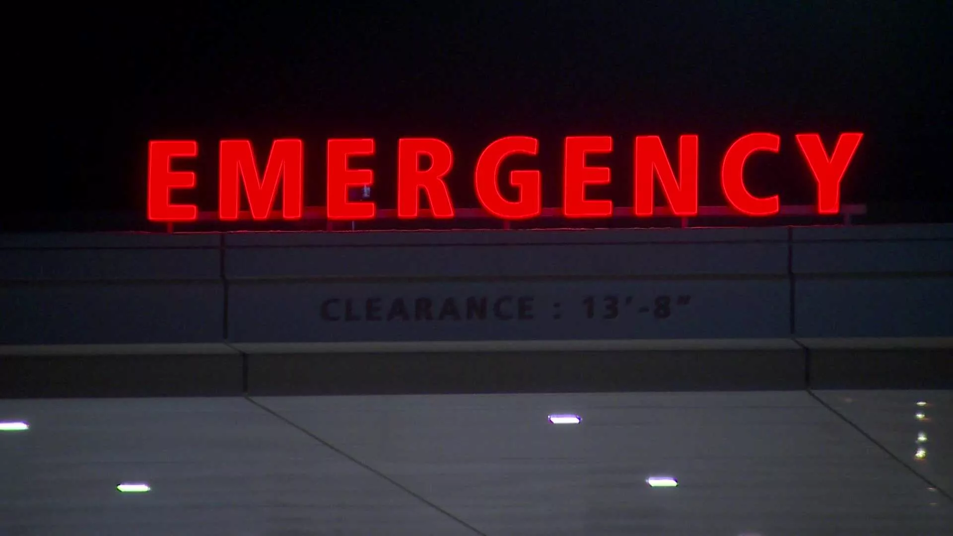 emergency-room-sign-generic-1548995587133895