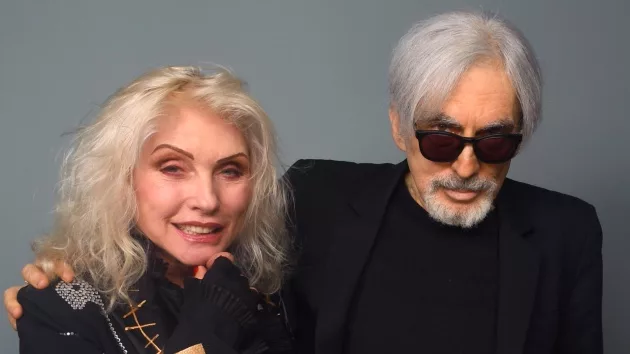 getty_blondiedebbieharrychrisstein_060424563922