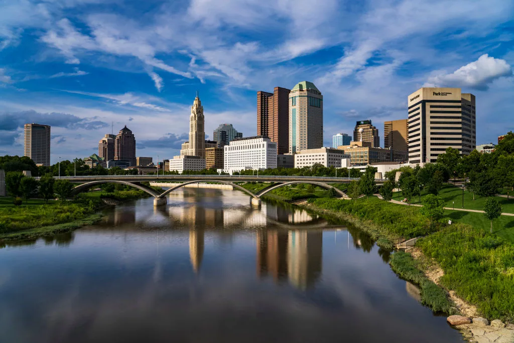 skyline-view-of-bridges-crossing-scioto-river-that-runs-through-columbus-ohio