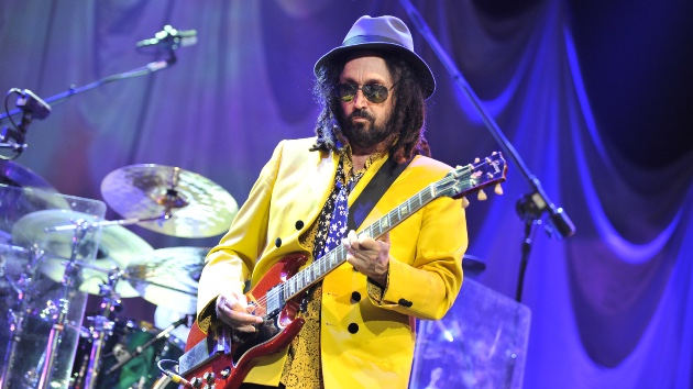 Mike Campbell and The Dirty Knobs announce fall tour with Lucinda ...