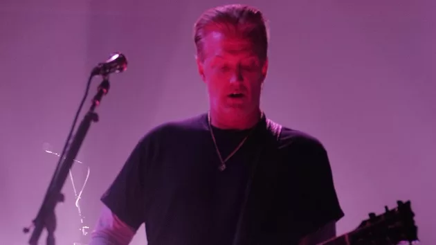 m_qotsa_031524406099