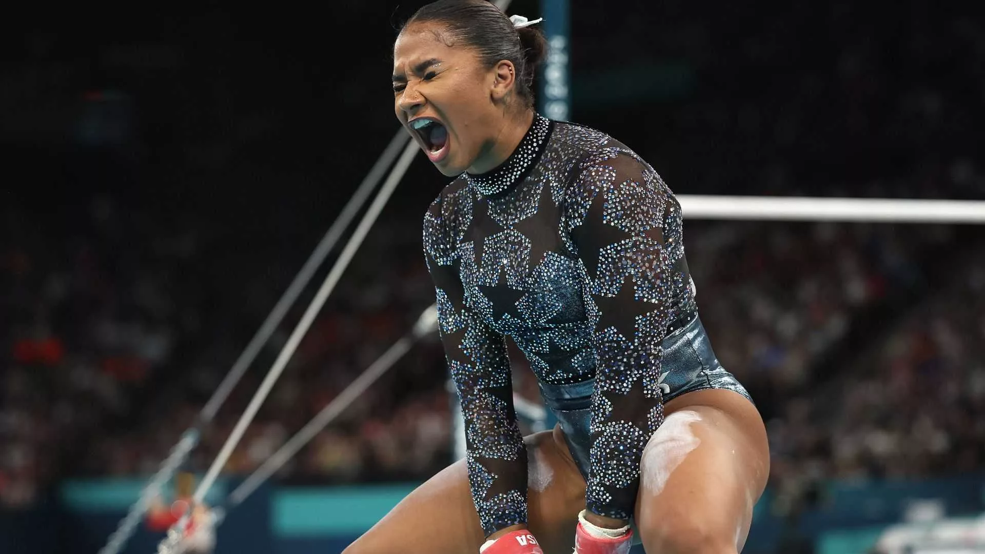 VIDEO: US gymnast Jordan Chiles shines on uneven bars during Olympic ...