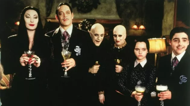 e_addams_family_values_08122024844997