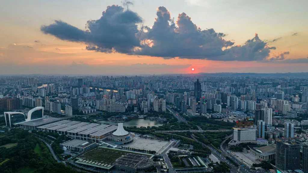 tyndall-effect-at-sunset-in-nanning