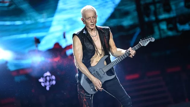 getty_philcollen_101024504722