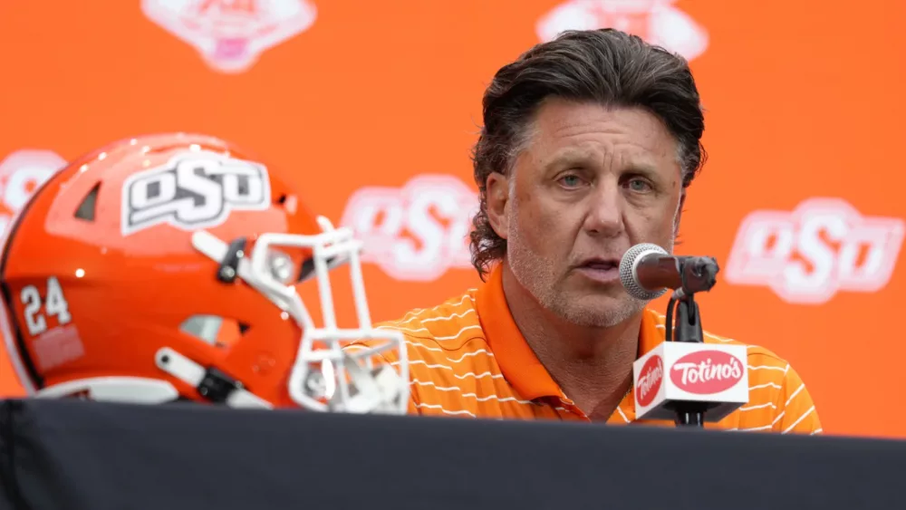 ap-mike-gundy-668eac2a95dc9489534