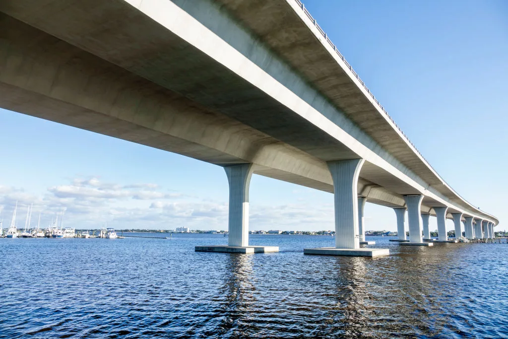 florida-port-st-lucie-roosevelt-bridge