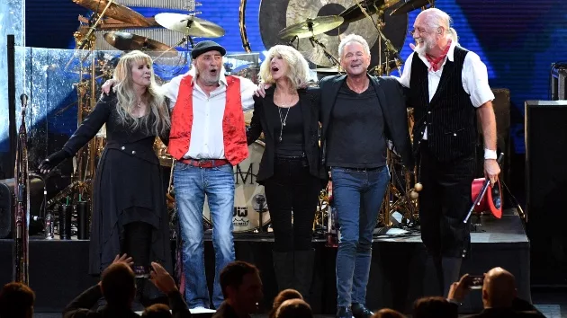 getty_fleetwoodmac_102824393918