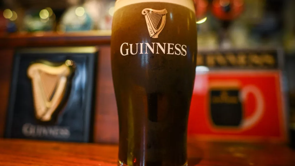 the-guinness-phenomenon-pub-culture-meets-social-trend