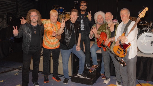 Ringo2点おまとめ 他の方は購入をお控え下さい Ringo Starr announces new tour dates with All Starr Band | 98 Rock