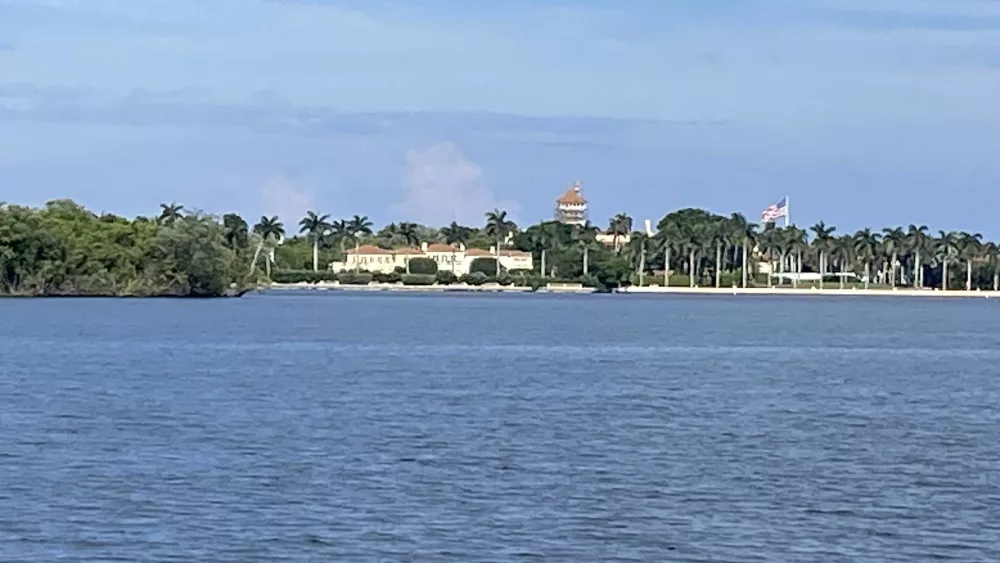 mar-a-lago-648396ede8ff3961174