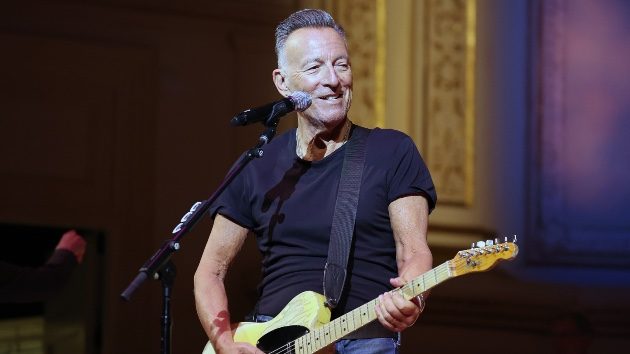 Bruce Springsteen planning to release new solo record in 2026 | 98 Rock ...