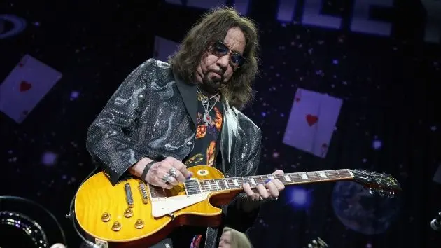 Musicians pay tribute to KISS guitarist Ace Frehley | 98 Rock Online