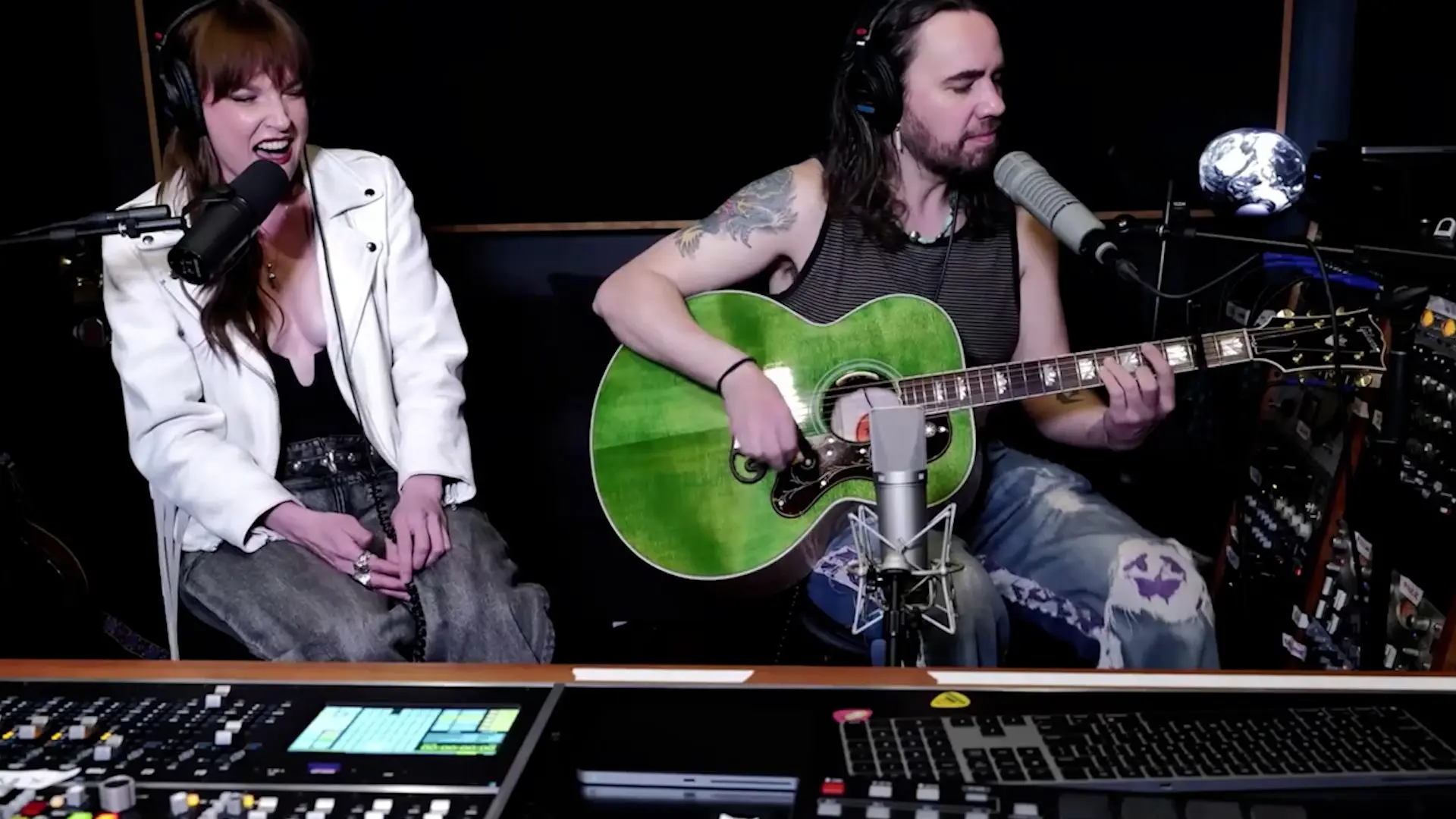 Halestorm's Lzzy Hale Talks 