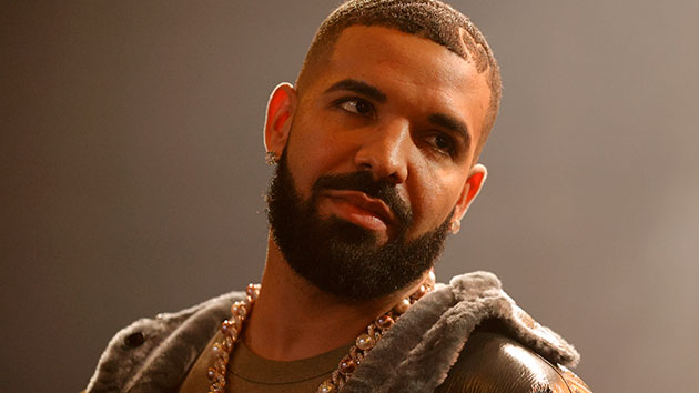Drake is the 'Billboard' Artist of the Year; the late Pop Smoke ranks number ten - Vimarsana News