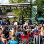 Chris-Lane-crowd-at-Back-Road-Music-Festival-e1471994673755