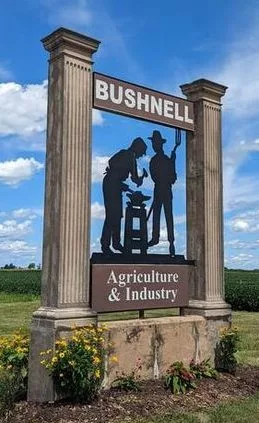 Bushnell town sign