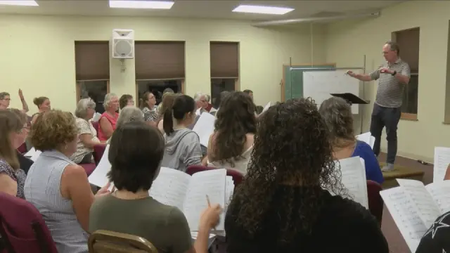 9-15-rehearsal-credit-gavin-waidelich-png