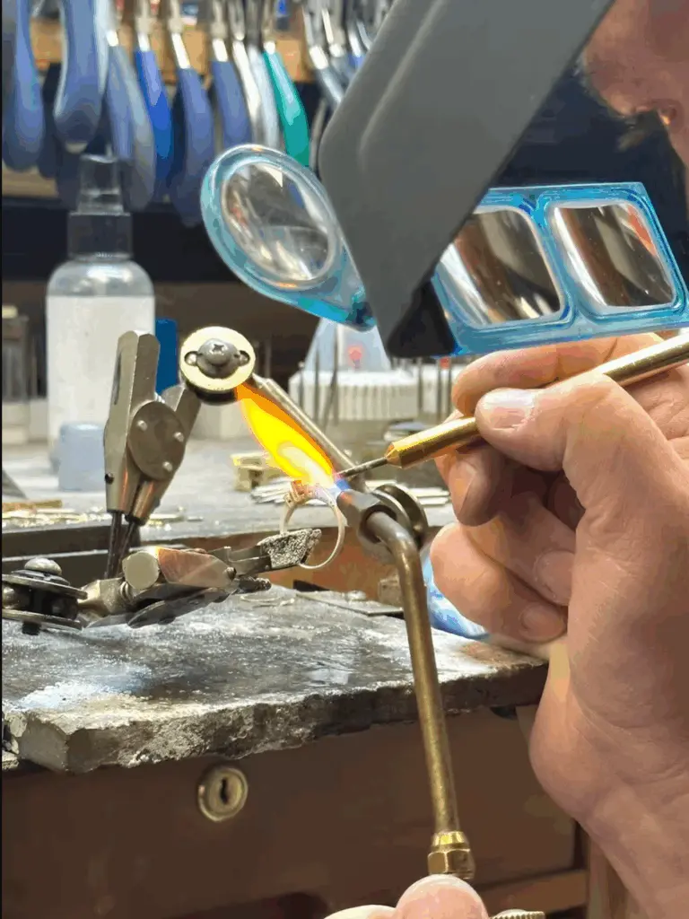 kohls-diamond-gallery_ryan-creating