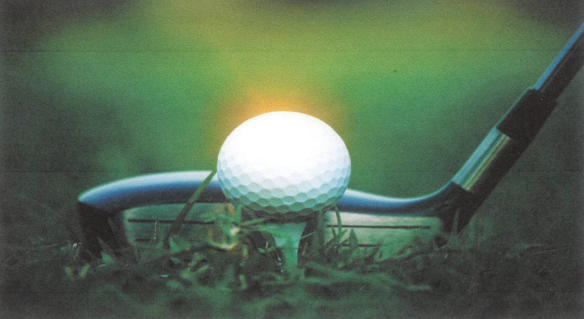 golf-ball-teed-up
