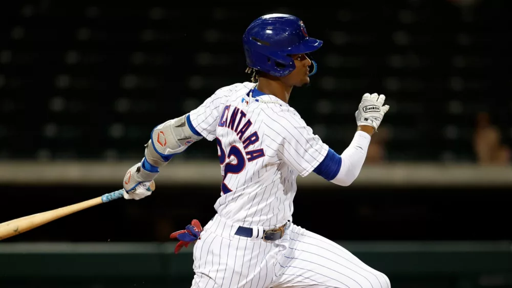 Cubs pitcher Marcus Stroman makes history with MLB's first pitch-clock  violation