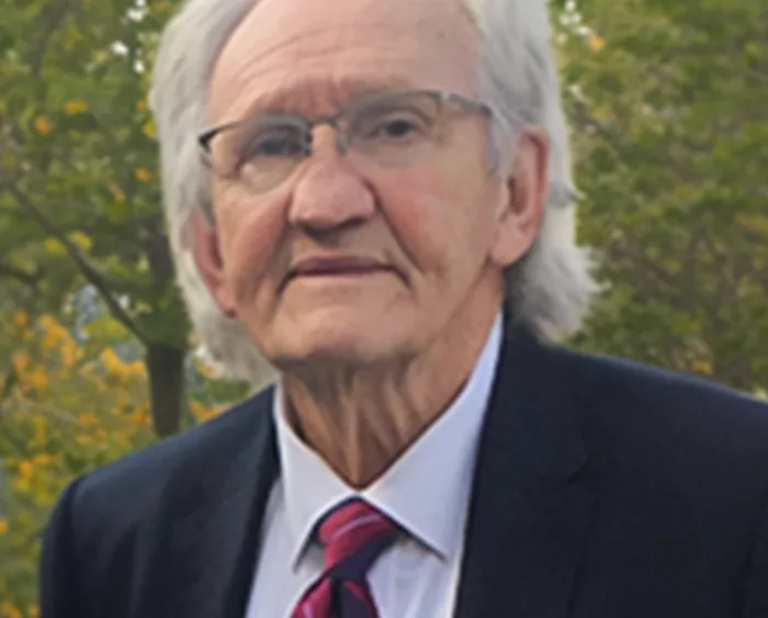 bob-whitten-photo-alt-crop