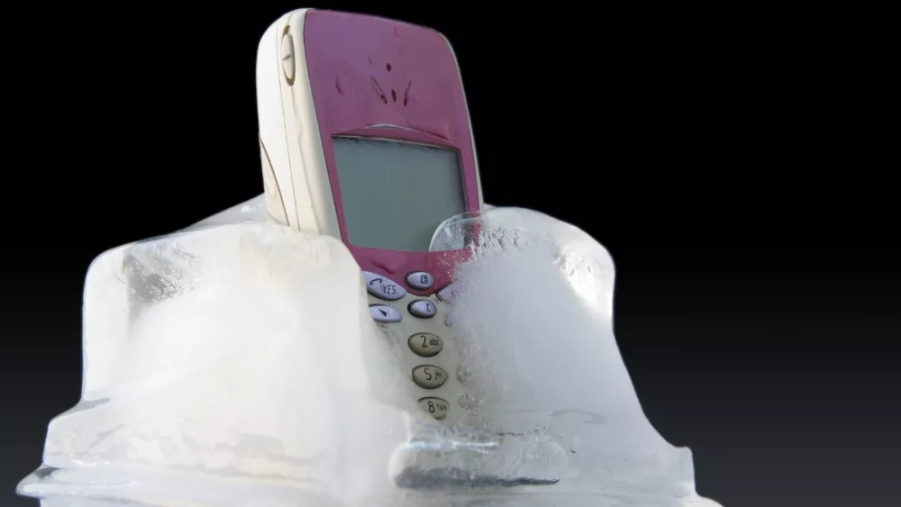 frozen-phone