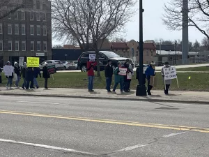 2025-04-05-protest-3