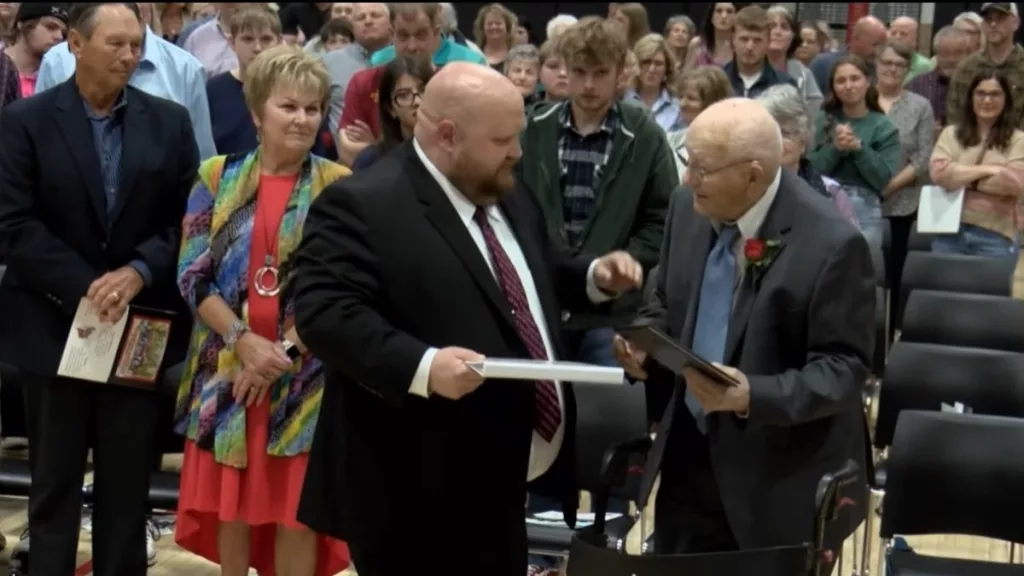 esc-ehwenen-graduation-2025