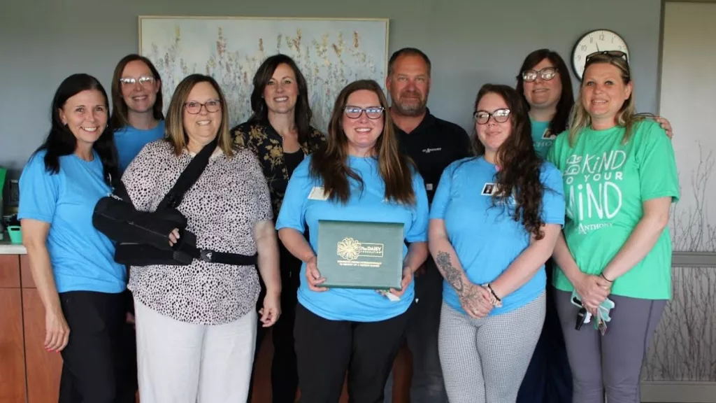 deb-burnett-daisy-award