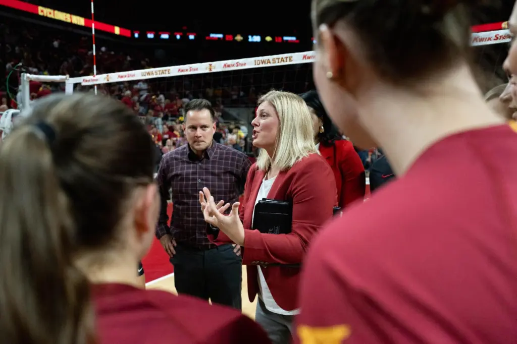 isu-vball