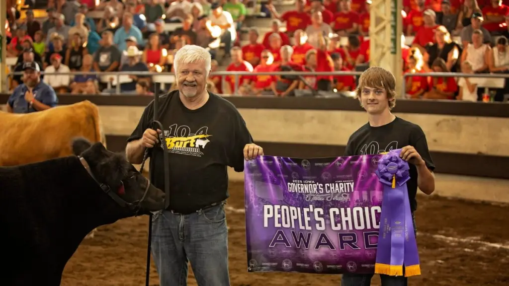 2025-iowa-governors-charity-steer-show-tucker-freimuth