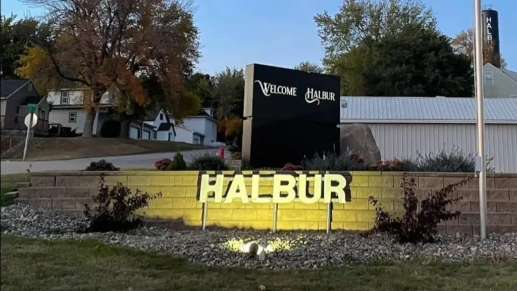 halbur-town-sign