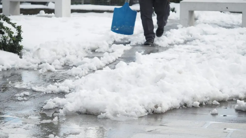 snow-sidewalk-generic