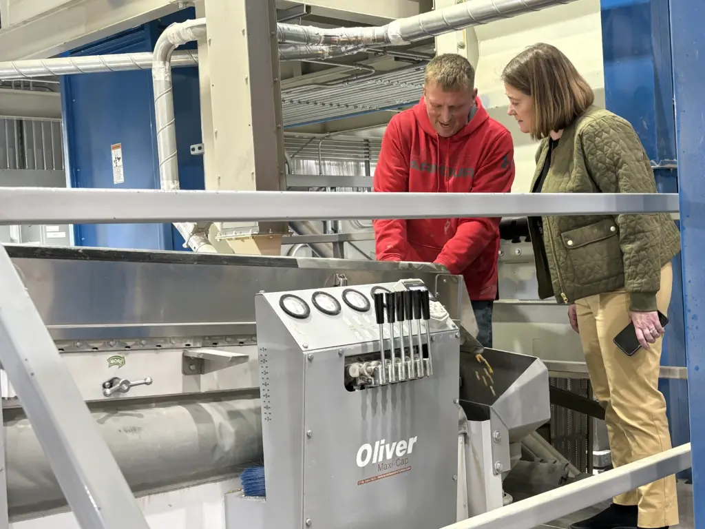 bird-at-jacobsen-seed-7