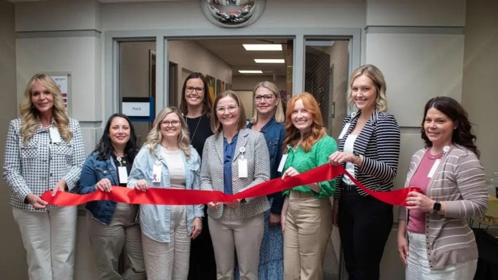 stewart-memorial-pod-d-ribbon-cutting