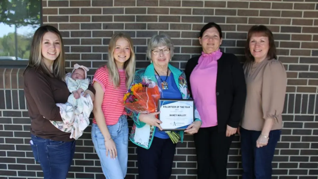 st-anthony-auxiliary-volunteer-of-the-year-2025