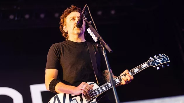 g_riseagainst_062023960525