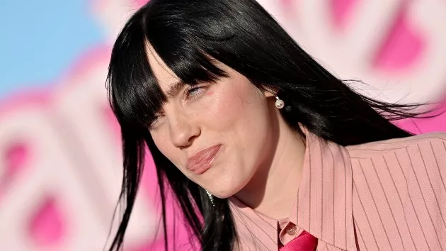 getty_billieeilishatbarbiepremiere_071023877273