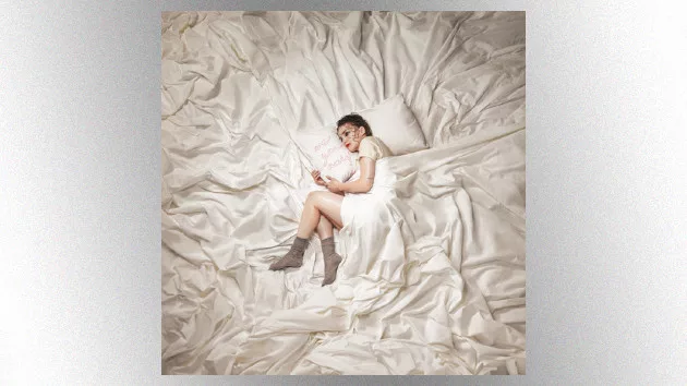 m_laurenmayberry_090123975637