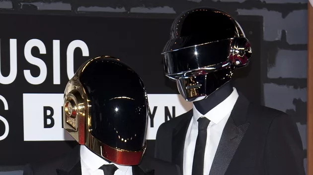 g_daftpunk_022724599630