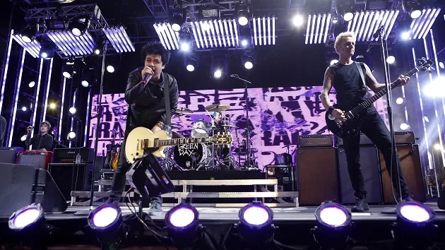 m_greenday_121823340074